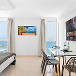 Ocean Vistas 24