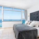 Ocean Vistas 24 Hotel 4*