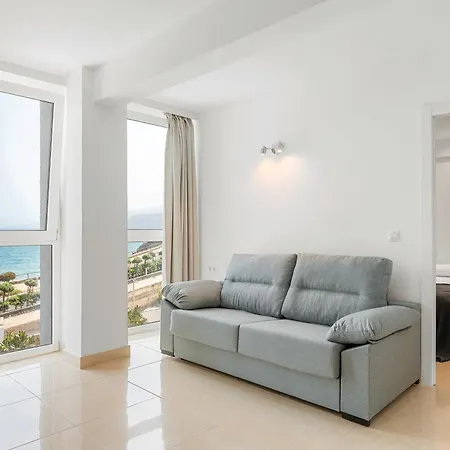 Ocean Vistas 24 Hotel 4*