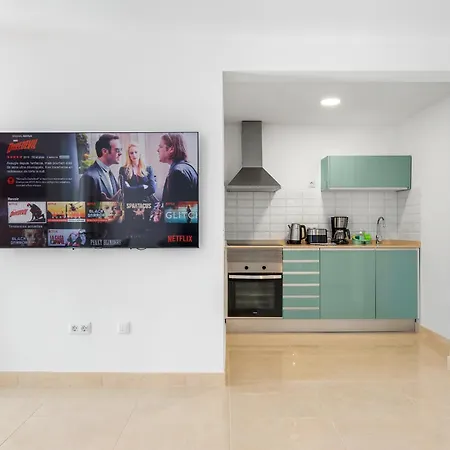 Ocean Vistas 24 Hotel