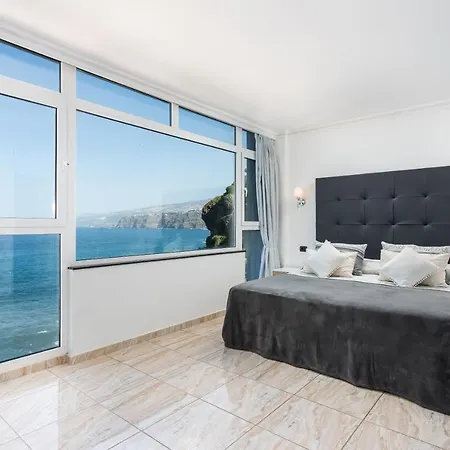 Ocean Vistas 24 *