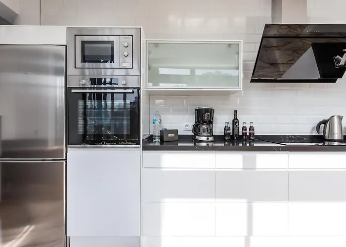 Ocean Vistas 24 Hotel